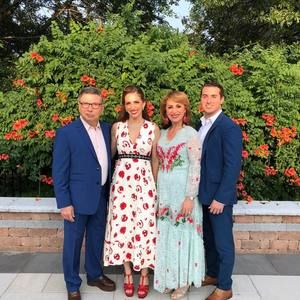 Meet your Posher, Roula